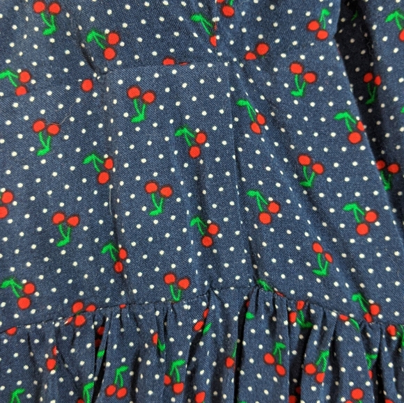 Dress - Picture 2 of 2